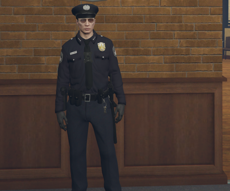 Frank in LSPD Uniform